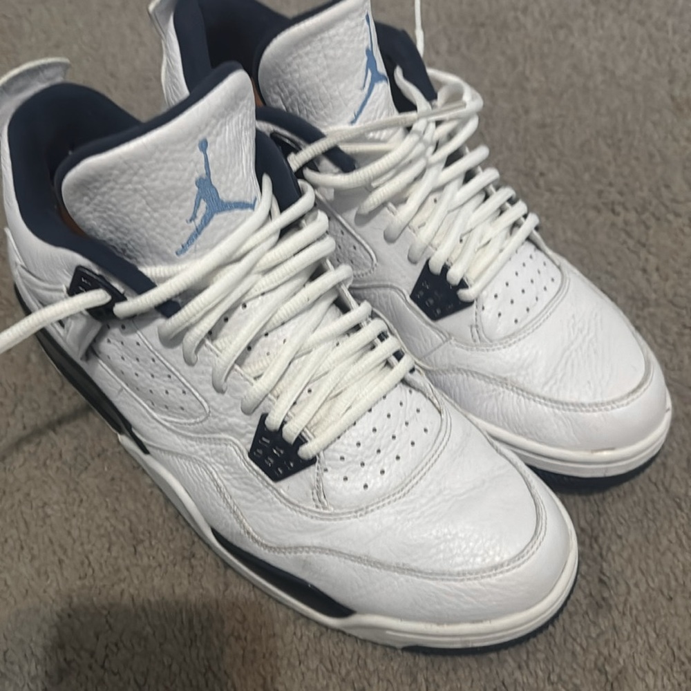Air Jordan 4 Military Blue